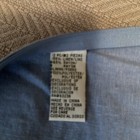 Dress Barn capri set, size 10 - Picture 9 of 16